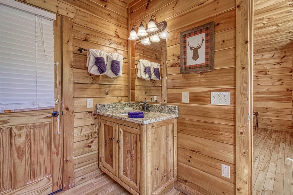 Heavenly Bear, Hot Tub, 1089 Of Free Attraction Tickets For Each Paid Day, Dollywood And More Sevierville Eksteriør bilde