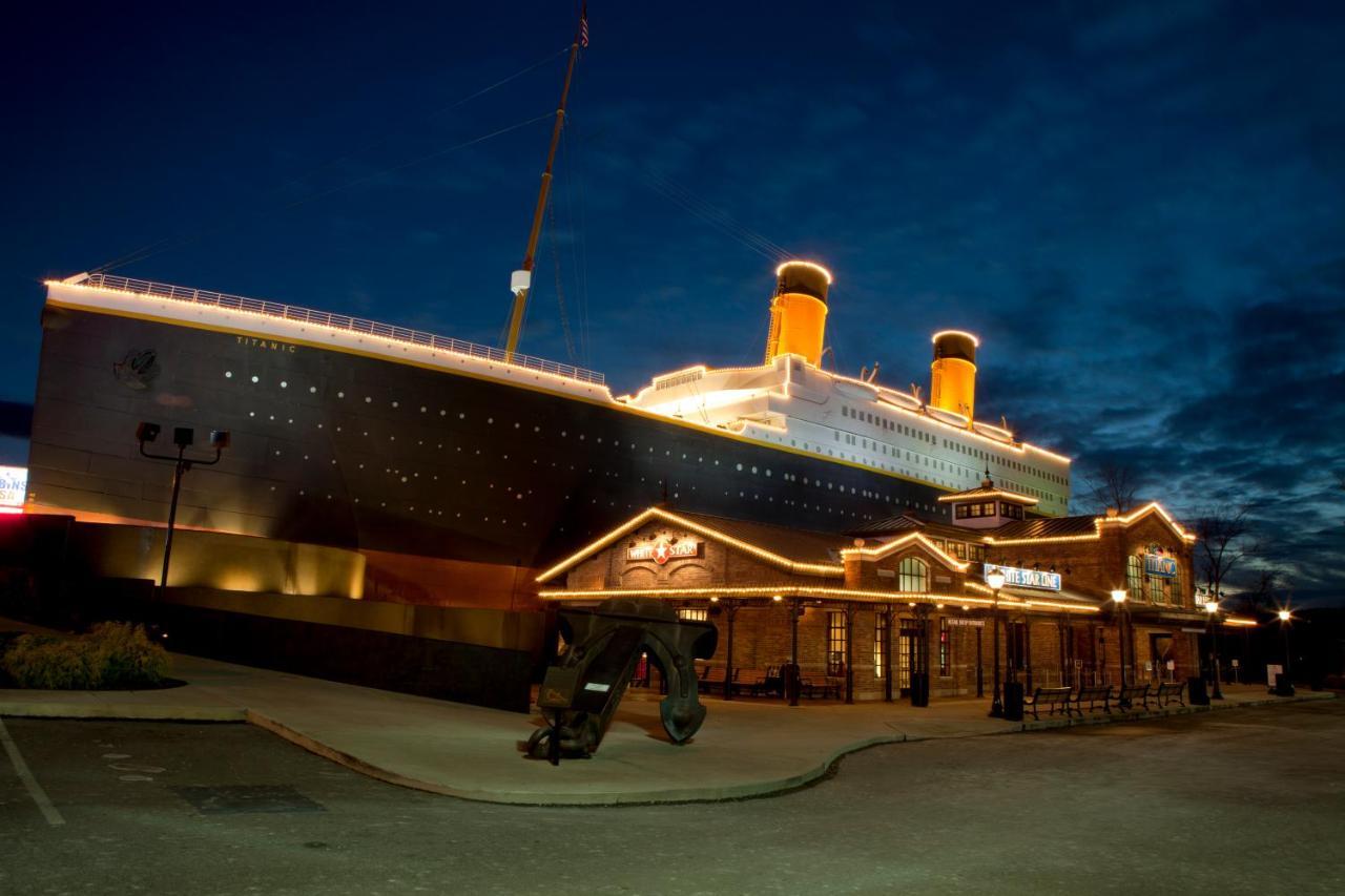 Heavenly Bear, Hot Tub, 1089 Of Free Attraction Tickets For Each Paid Day, Dollywood And More Sevierville Eksteriør bilde